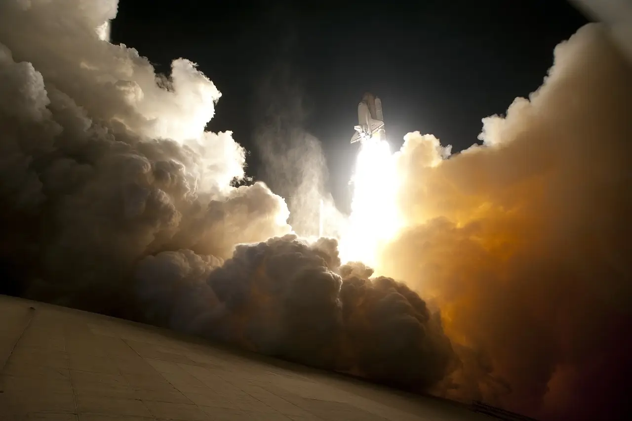 SpaceX Reports Profit as Revenue Doubles - WSJ